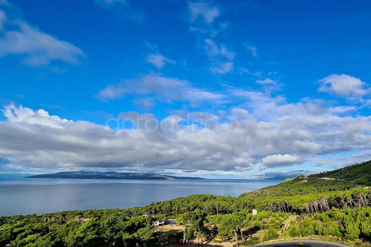 Exclusive Penthouse Big Blue With Private Jacuzzi Makarska Exterior foto