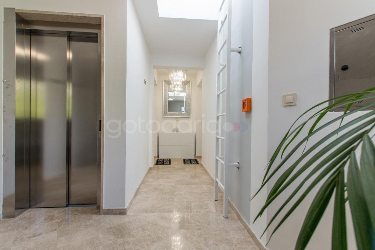 Exclusive Penthouse Big Blue With Private Jacuzzi Makarska Exterior foto