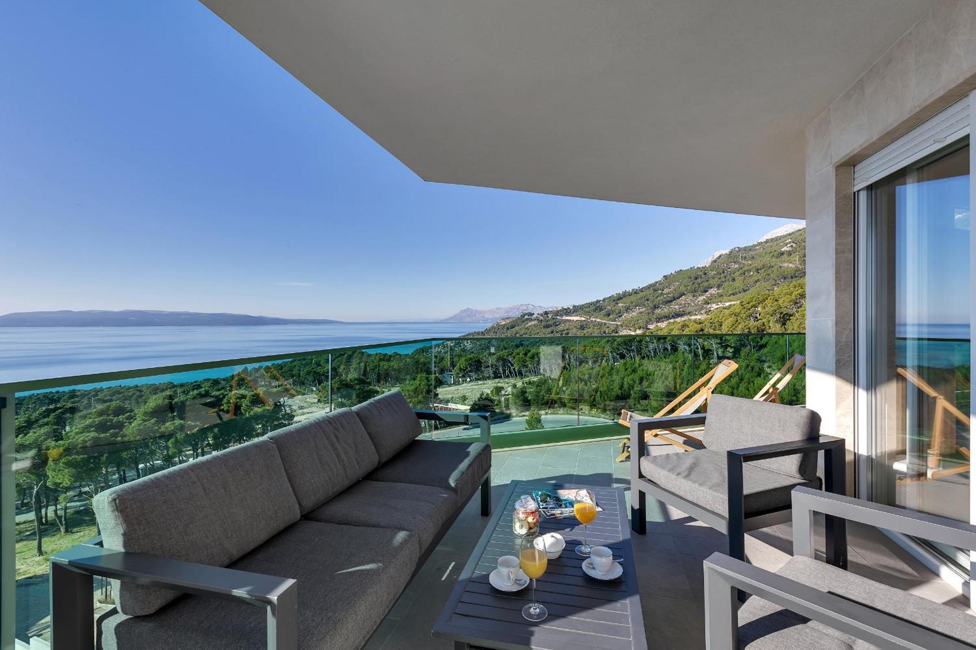 Exclusive Penthouse Big Blue With Private Jacuzzi Makarska Exterior foto