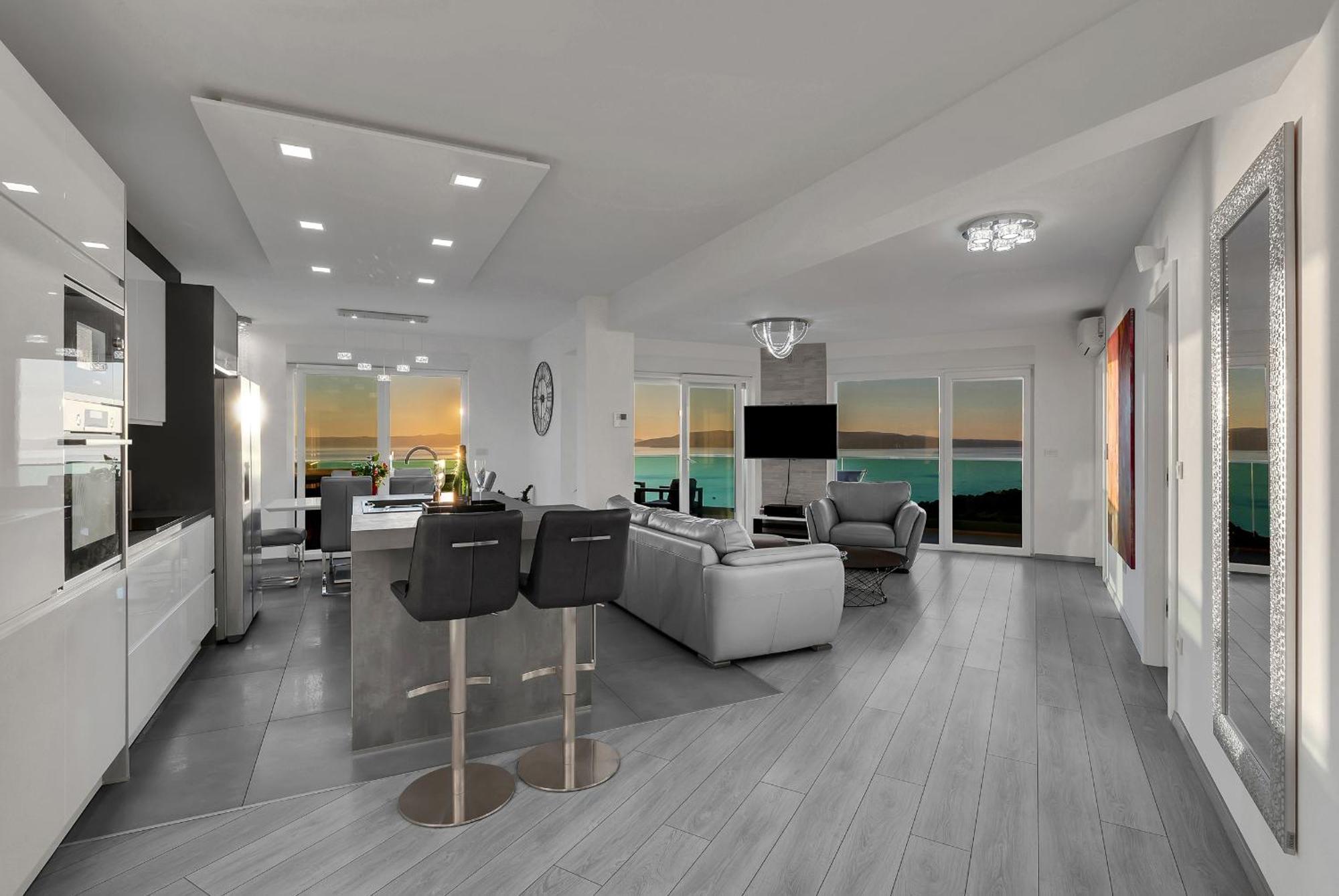 Exclusive Penthouse Big Blue With Private Jacuzzi Makarska Exterior foto