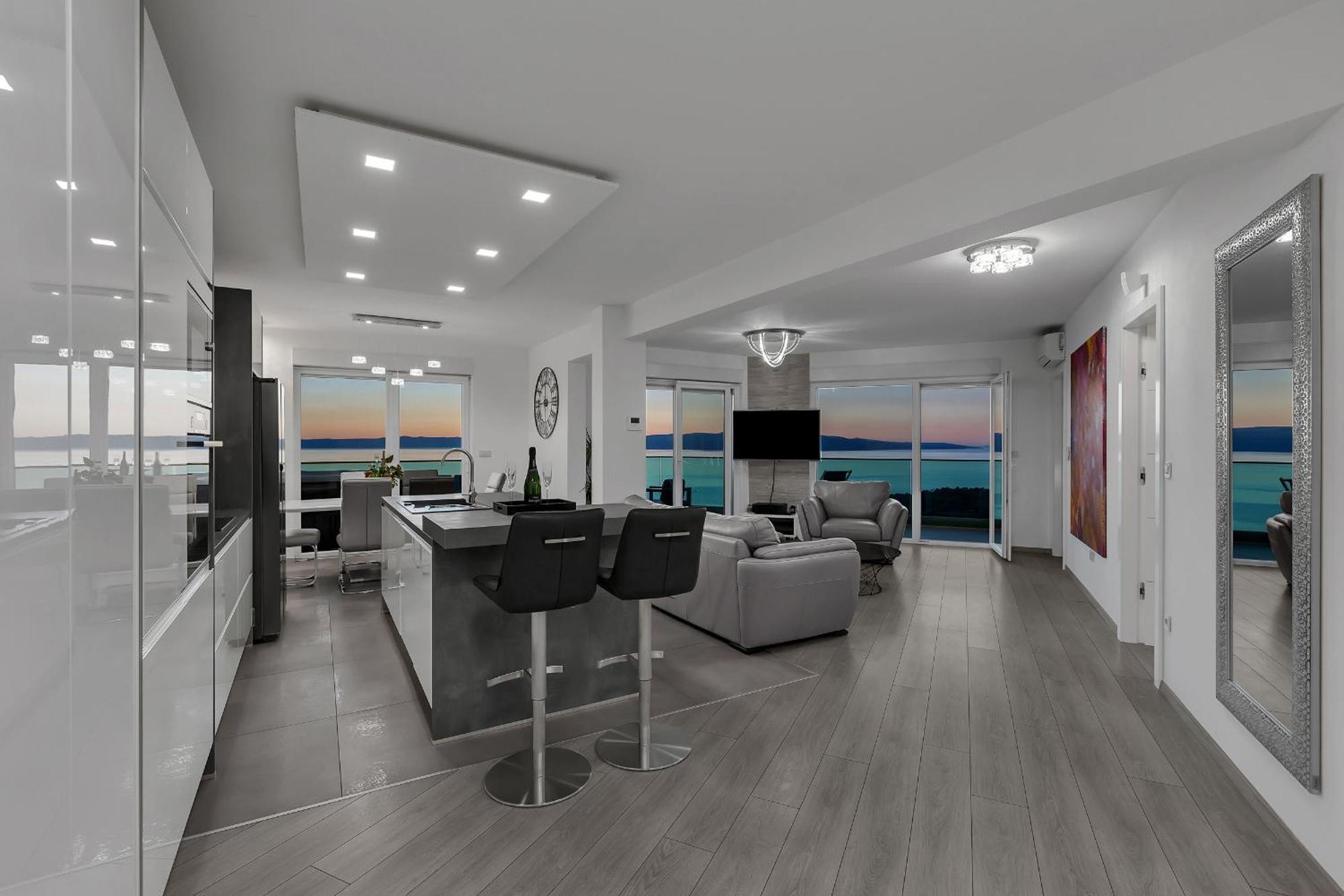 Exclusive Penthouse Big Blue With Private Jacuzzi Makarska Exterior foto