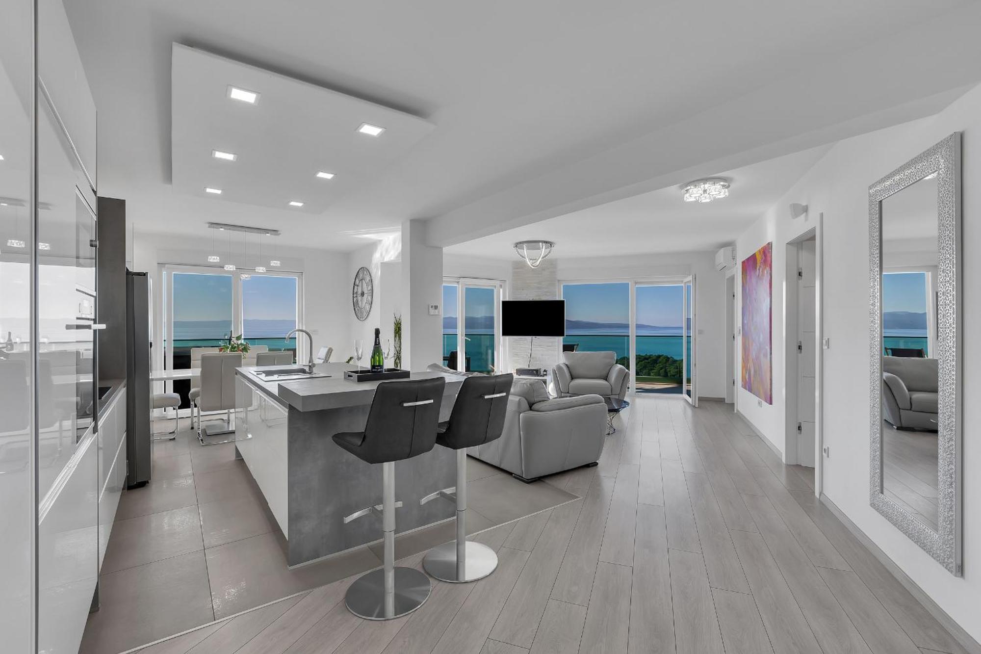 Exclusive Penthouse Big Blue With Private Jacuzzi Makarska Exterior foto