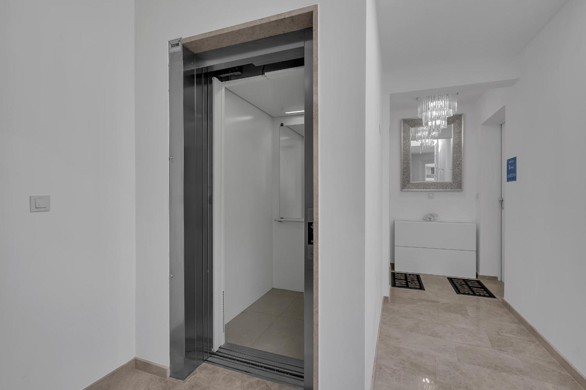 Exclusive Penthouse Big Blue With Private Jacuzzi Makarska Exterior foto